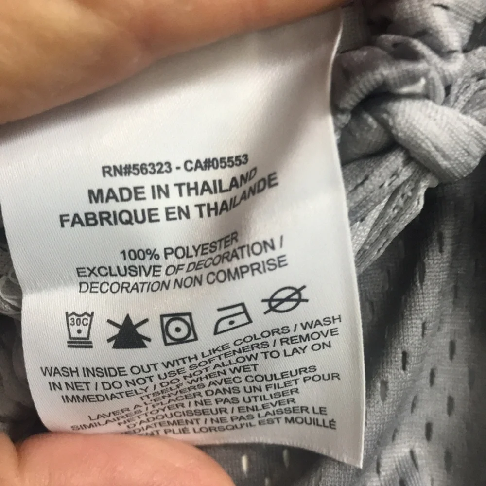 Nike Athletic/Athleisure Training Mesh Tee, NWT! - Picture 8 of 8